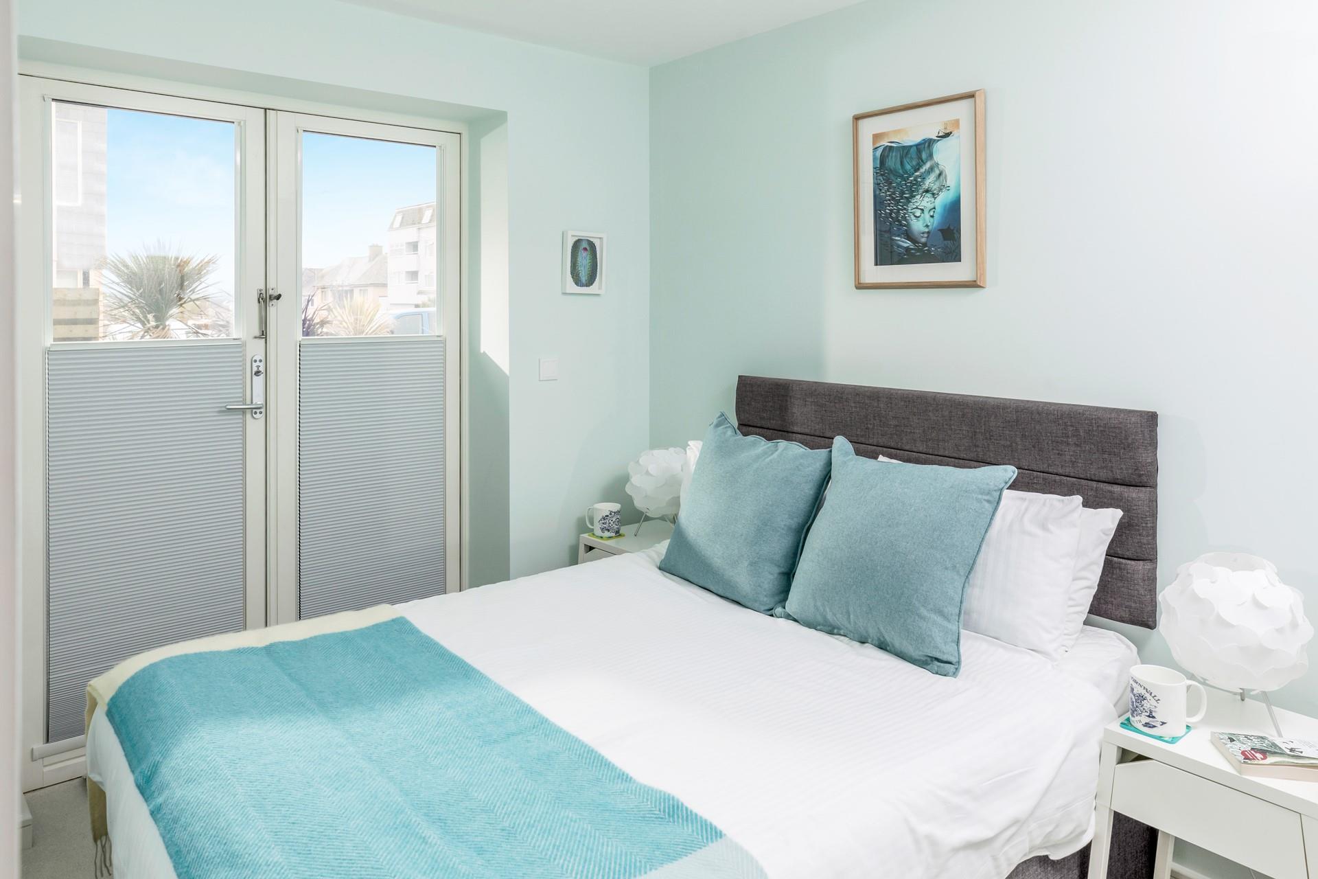 Open the doors in the morning to let the warm summer breeze in.