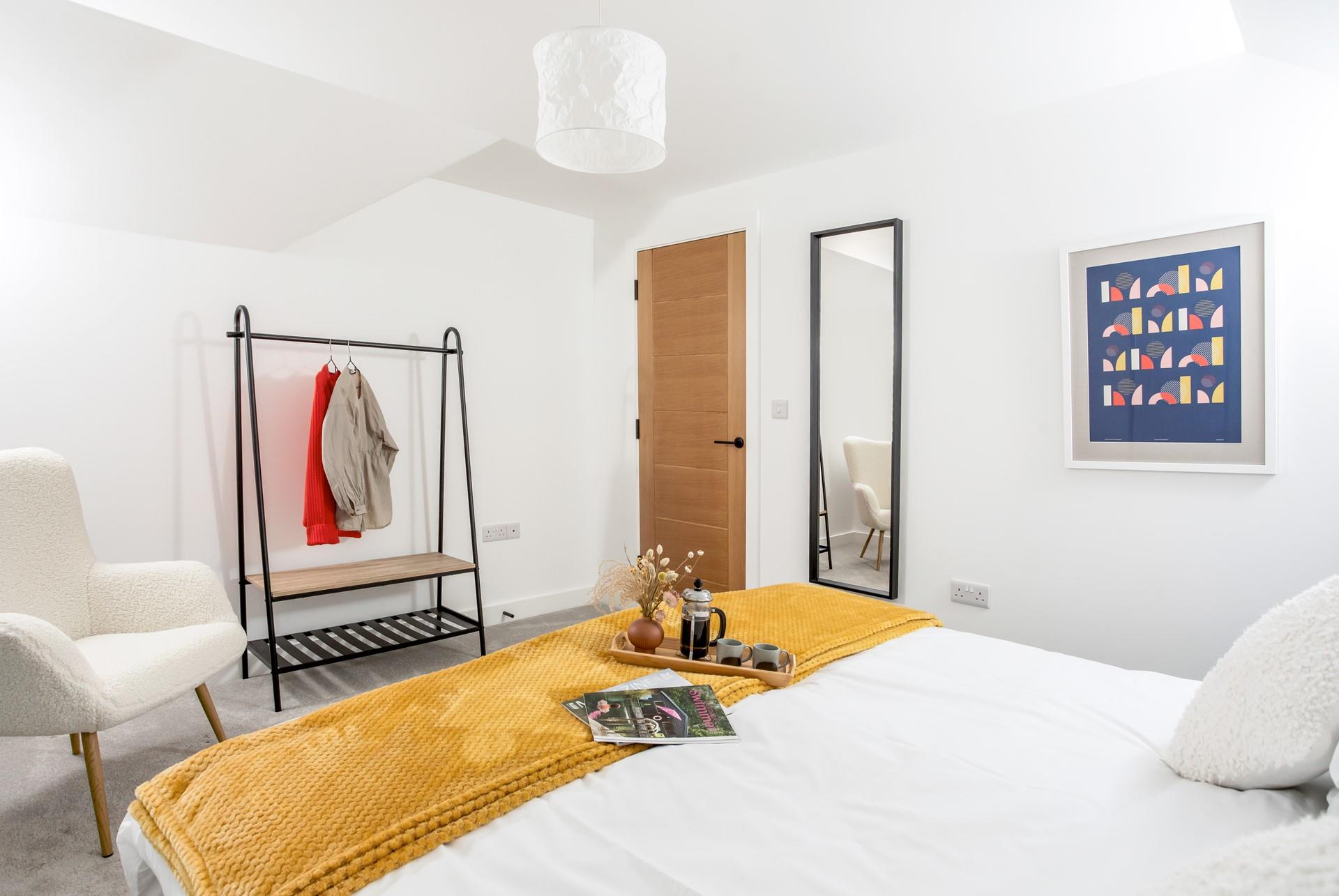 Wake up and enjoy a coffee before heading off to explore Cornwall.