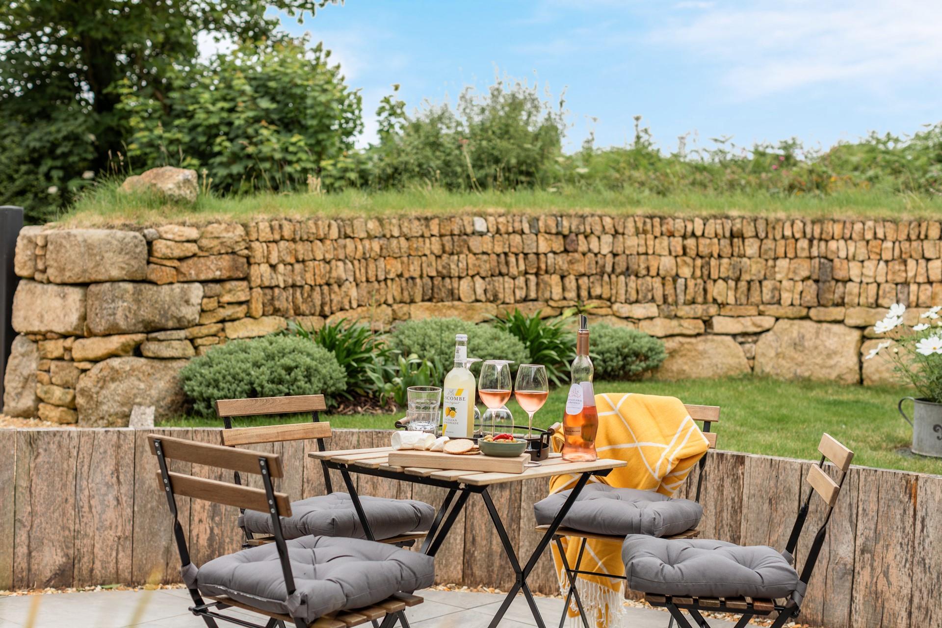 Get some local drinks and nibbles for after a beach day.