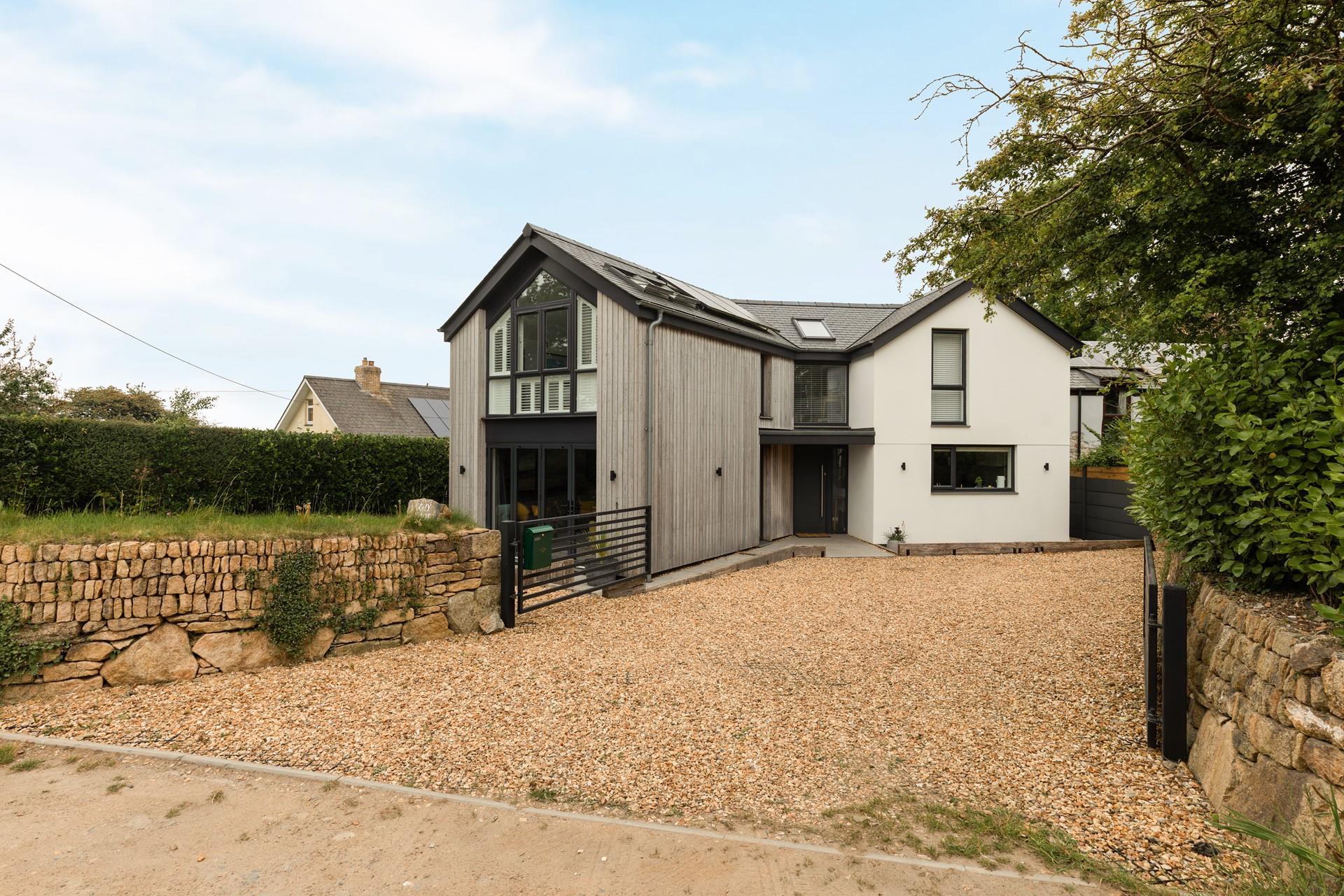 There is plenty of parking on the drive at Chy Koos.