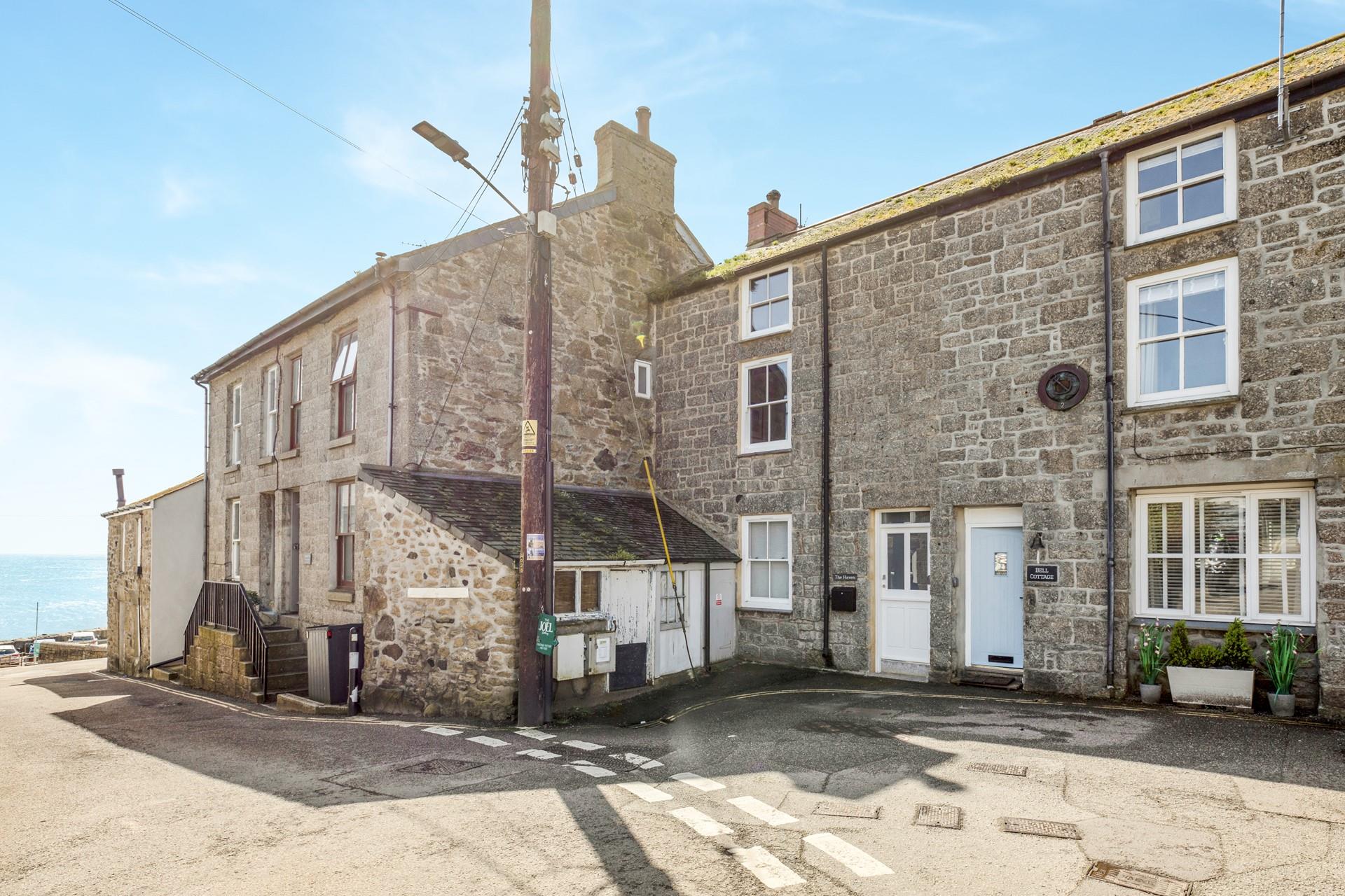 Take a stroll to the harbour and enjoy a morning sea swim.