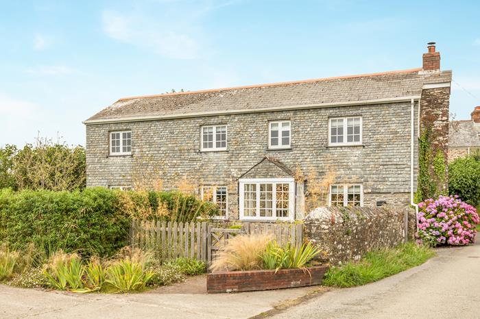 Rose Cottage, , Sleeps 6 in Mid Cornwall