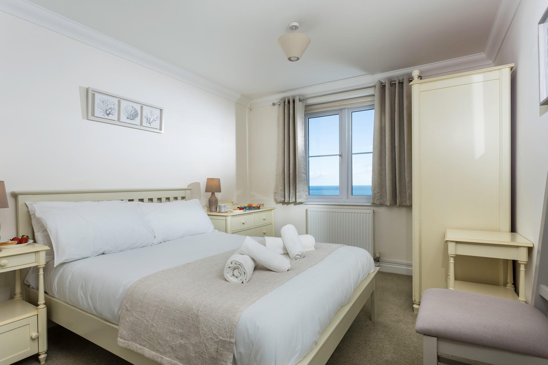 The double bed offers a relaxing night's sleep.