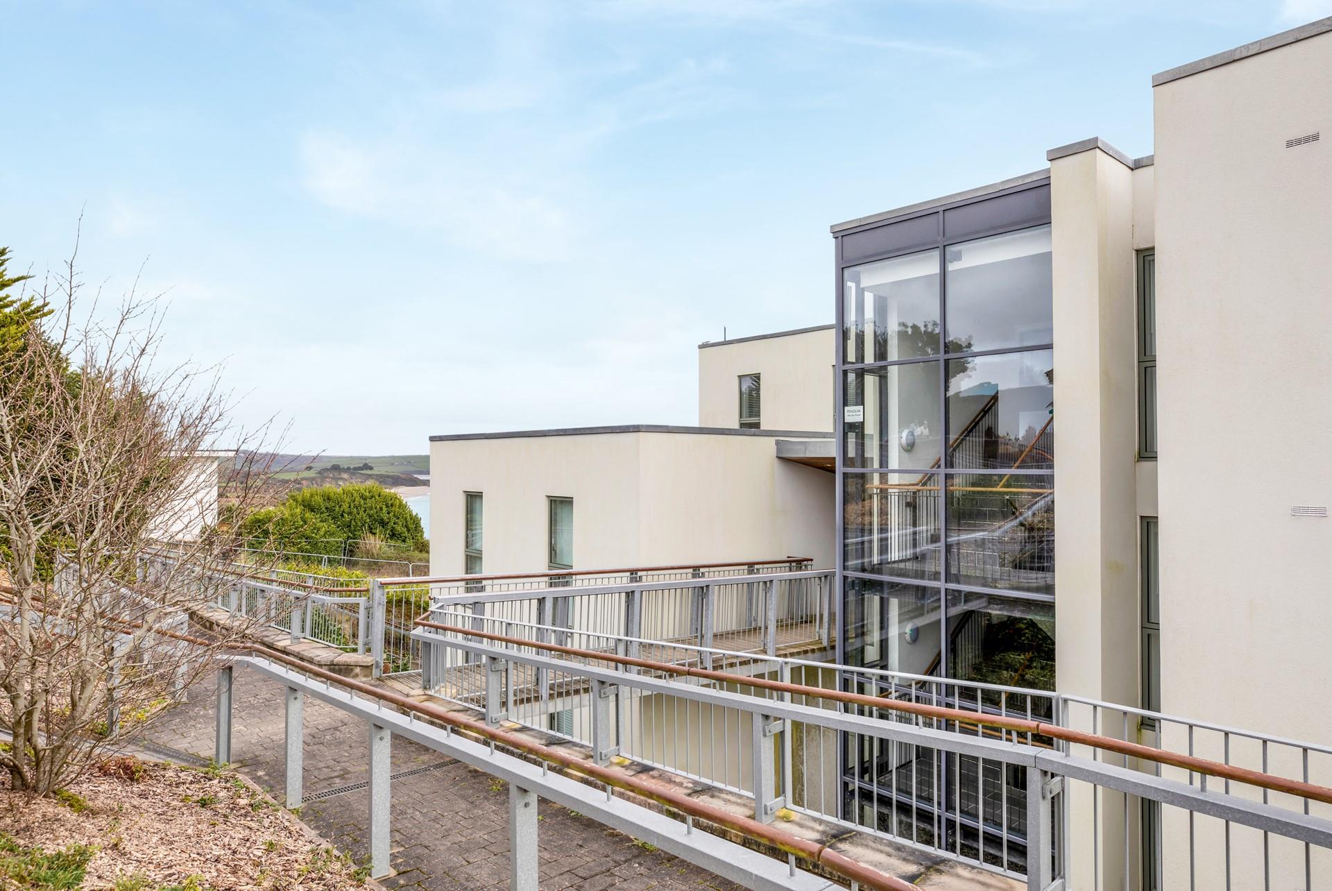 Sink into relaxation mode when you arrive at Mor Dianc.