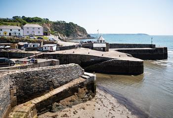 Stroll the picturesque harbour and enjoy the views!