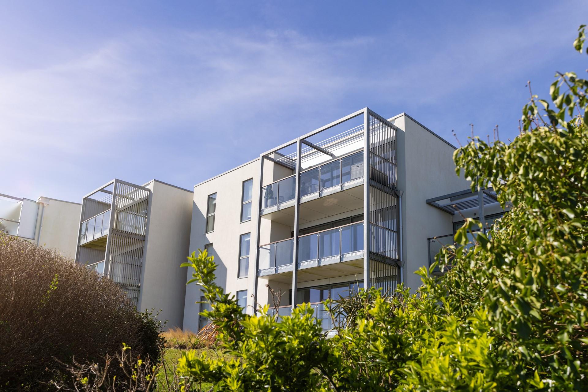 Sink into relaxation mode when you arrive at Mor Dianc.