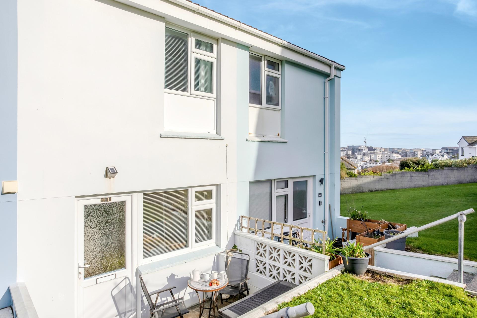 Enjoy a cuppa in the morning sunshine.