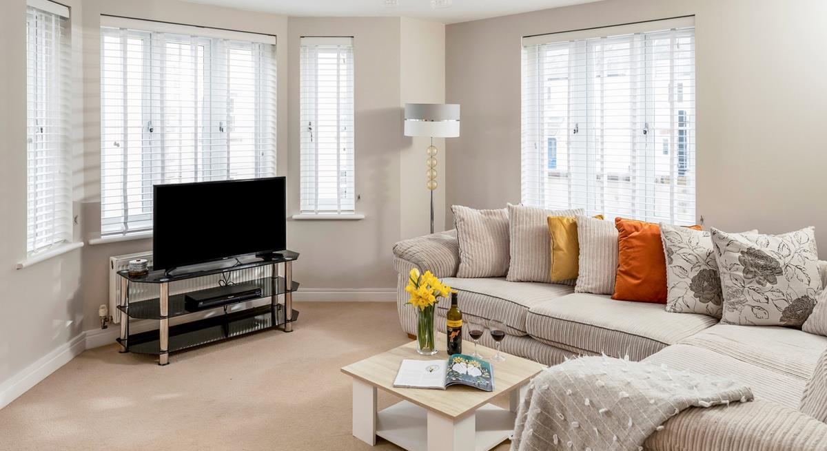 Settle into the cosy sitting room and enjoy a relaxing evening.