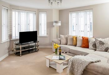 Settle into the cosy sitting room and enjoy a relaxing evening.