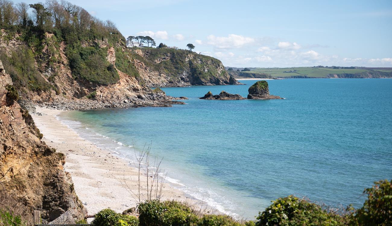 There are plenty of beaches nearby including Porthpean, Carlyon Bay and Charlestown.