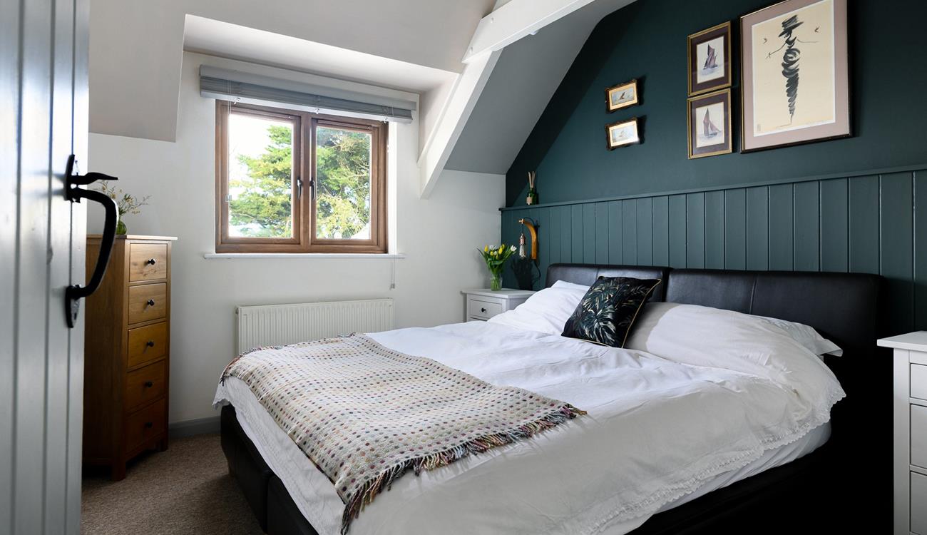 Start the day with a cuppa in bed whilst deciding the day's plans.