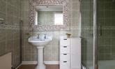 Get ready for the day in the en suite. - Thumbnail Image