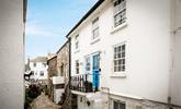 Steps up to the cottage take you a world away from the bustling streets of St Ives. - Thumbnail Image