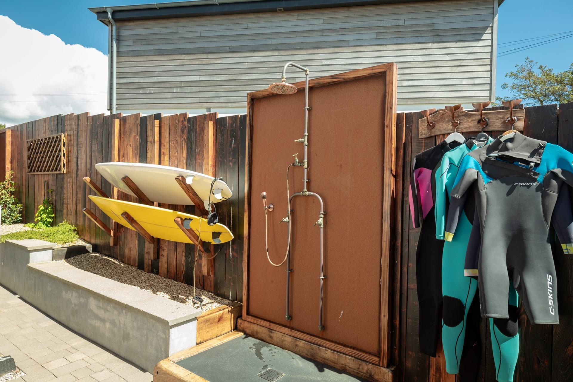 The outside shower is perfect for washing off wetsuits, surfboards and sandy toes!