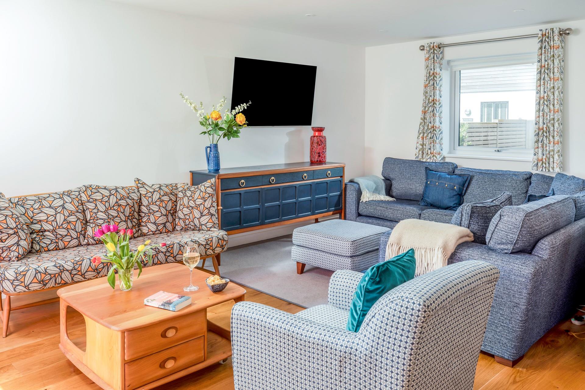 Sink into the plush sofas and enjoy drinks and nibbles after a day of sea air.