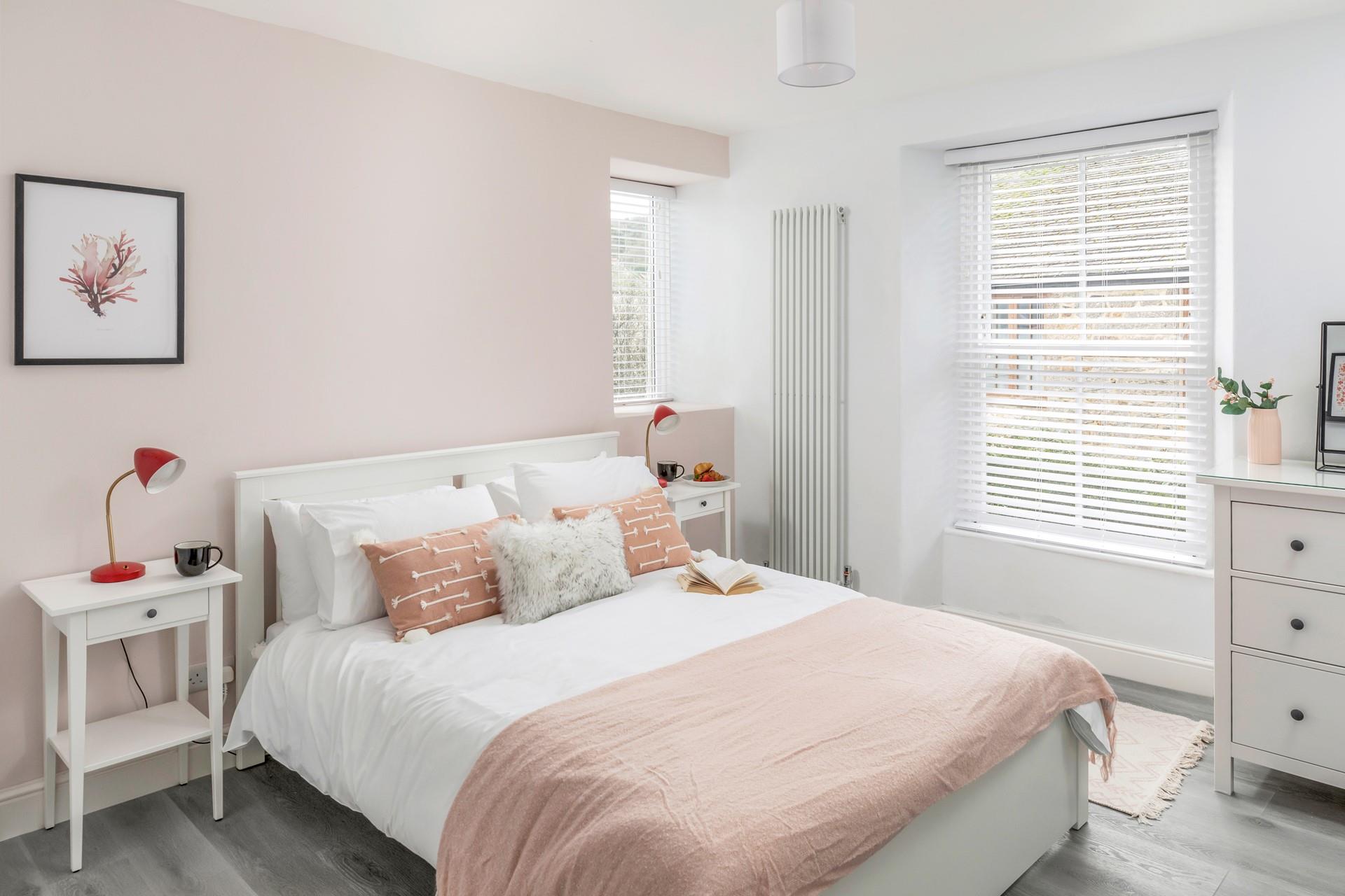 Start the day with breakfast in the comfortable bed.