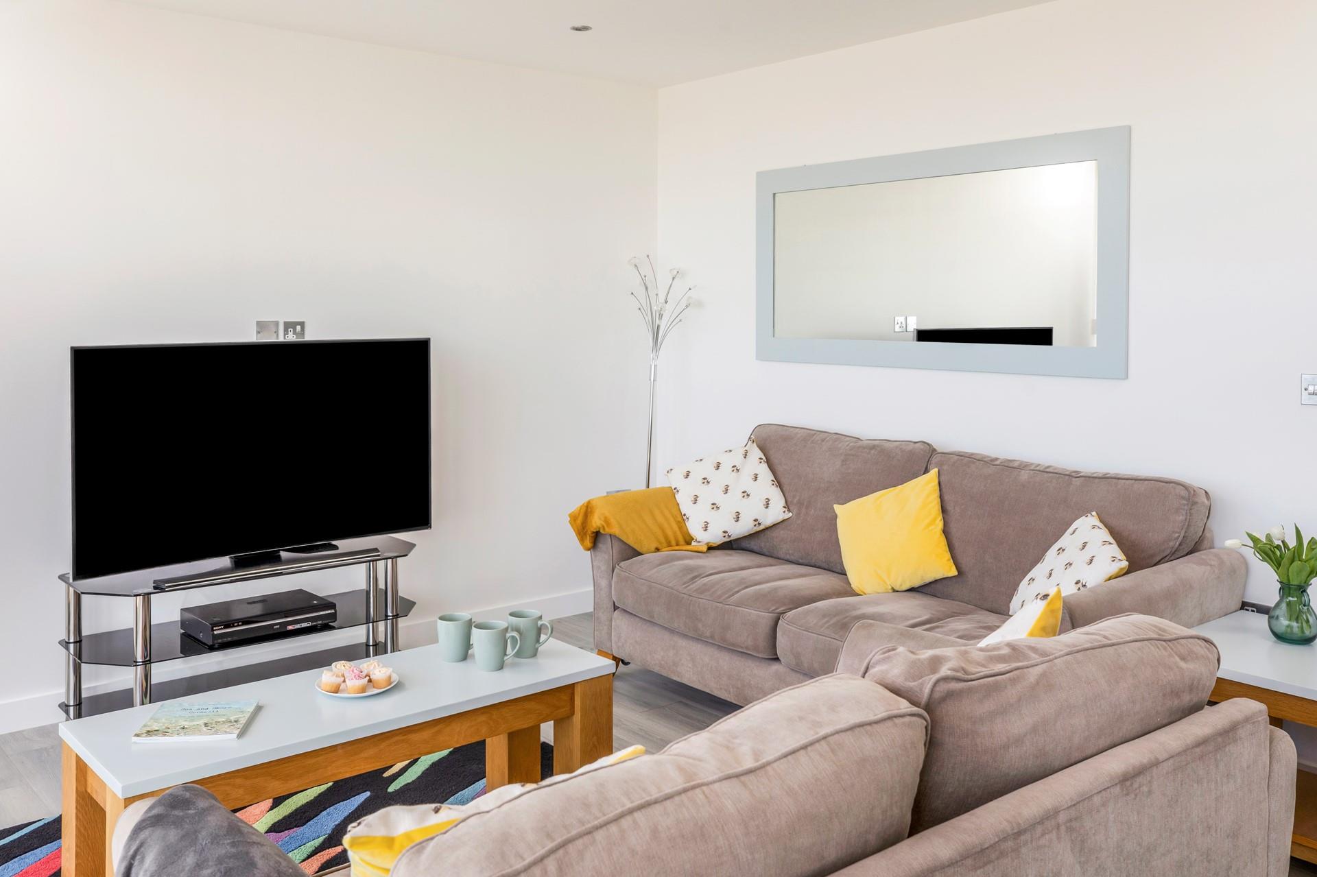 Treat yourself to a delicious cream tea in the afternoon.