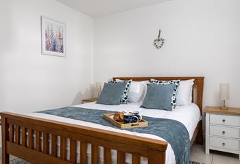 Enjoy slow mornings before heading out to discover Porthleven's beautiful harbourside.