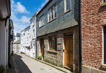 Explore the shops and restaurants in St Ives, just steps from the door.