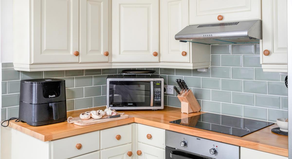 Explore the local shops and deli's in St Ives to grab some local ingredients.