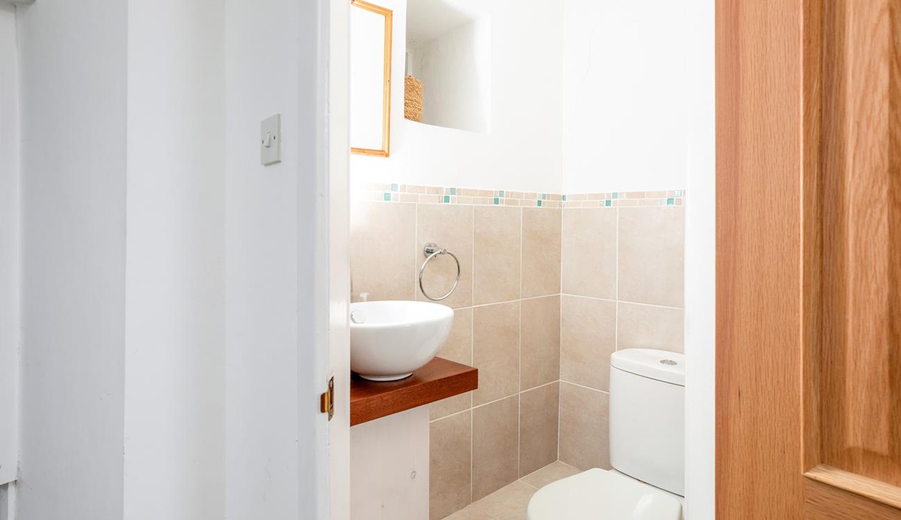 Get ready for the day in the en suite.