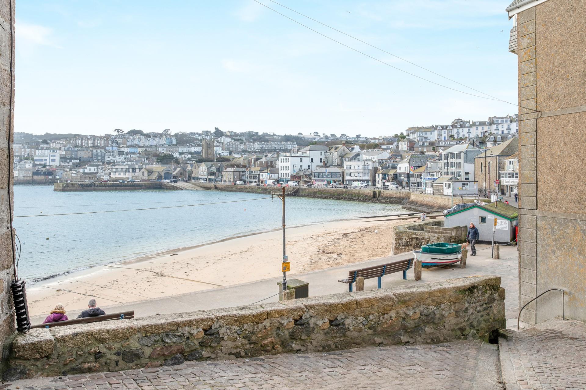 Stroll along the Wharf and explore the shops and cafes.