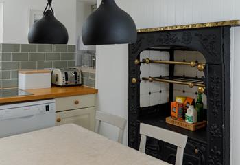 A welcome tray of Cornish goodies awaits your arrival.