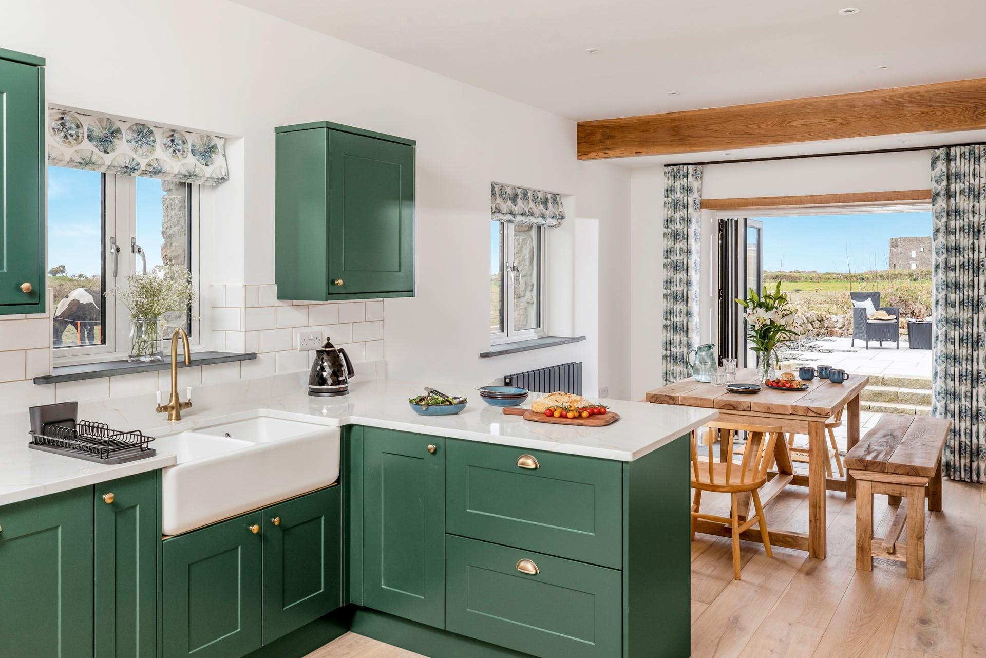 Let the summer breeze drift into the open plan kitchen and dining area.
