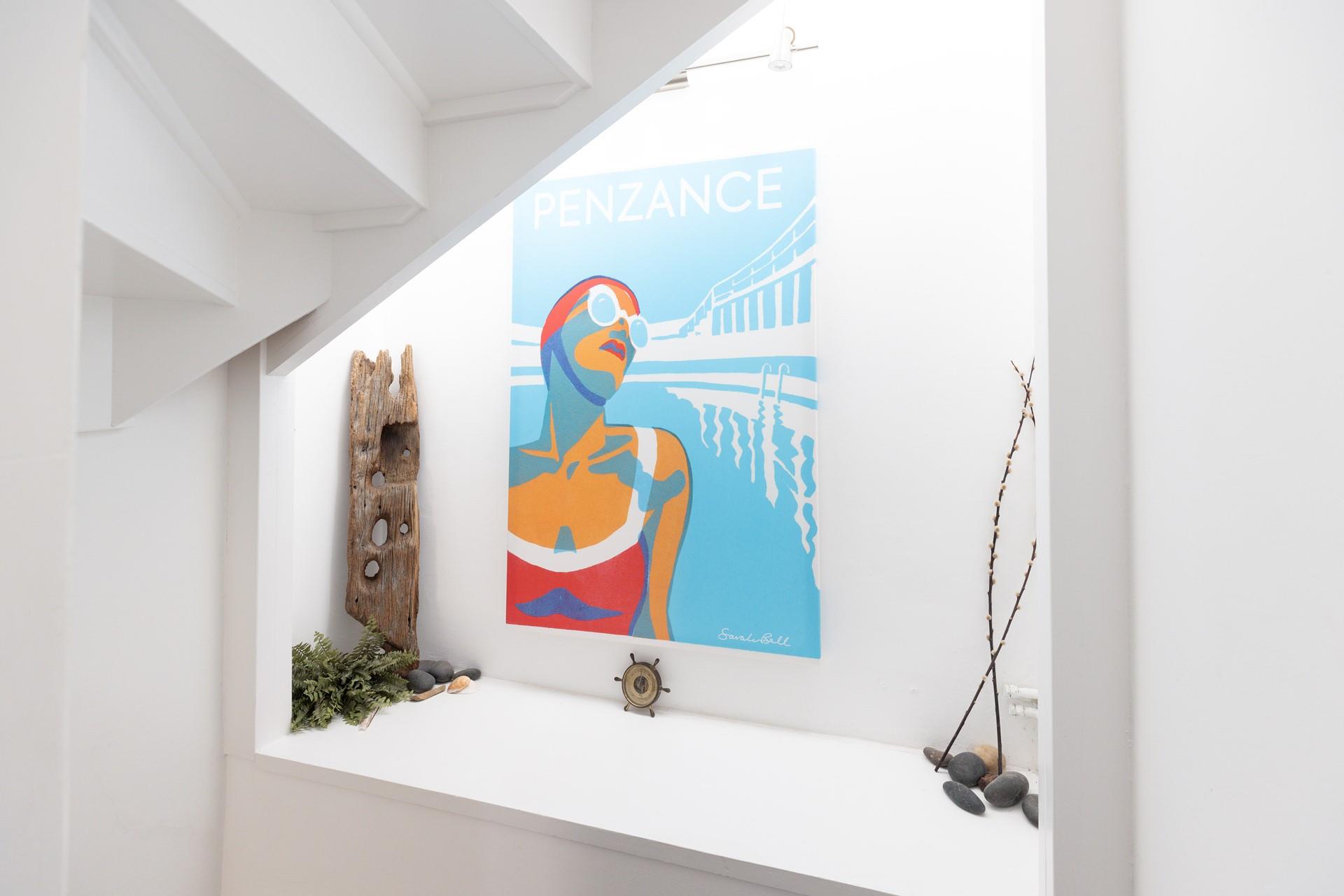 We love the colourful artwork in Morlanow!