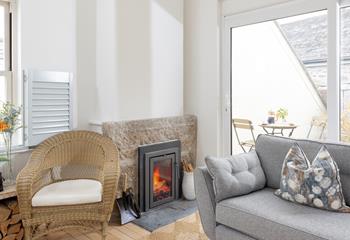 Slide open the patio doors and enjoy a morning coffee al fresco.