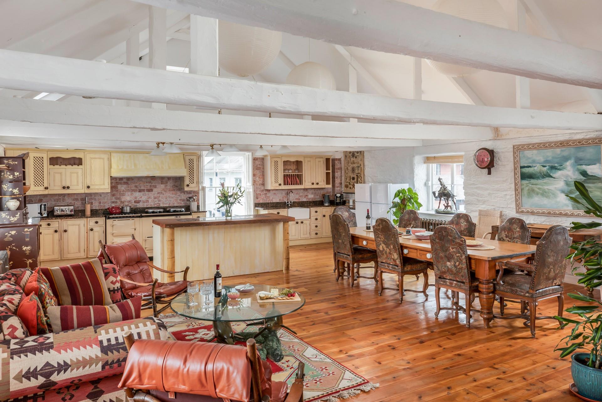 The elegant dining table is perfect for tucking into delicious meals as a family or friends.