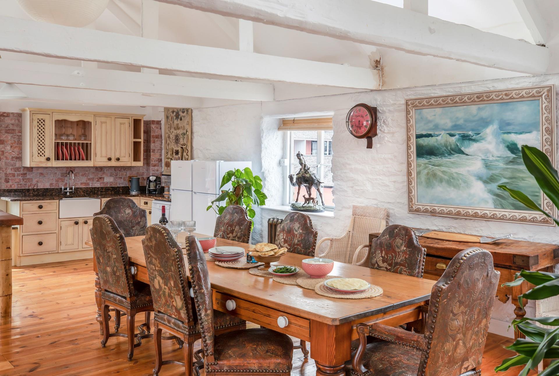 Gather the family around for a home-cooked feast in the evening.