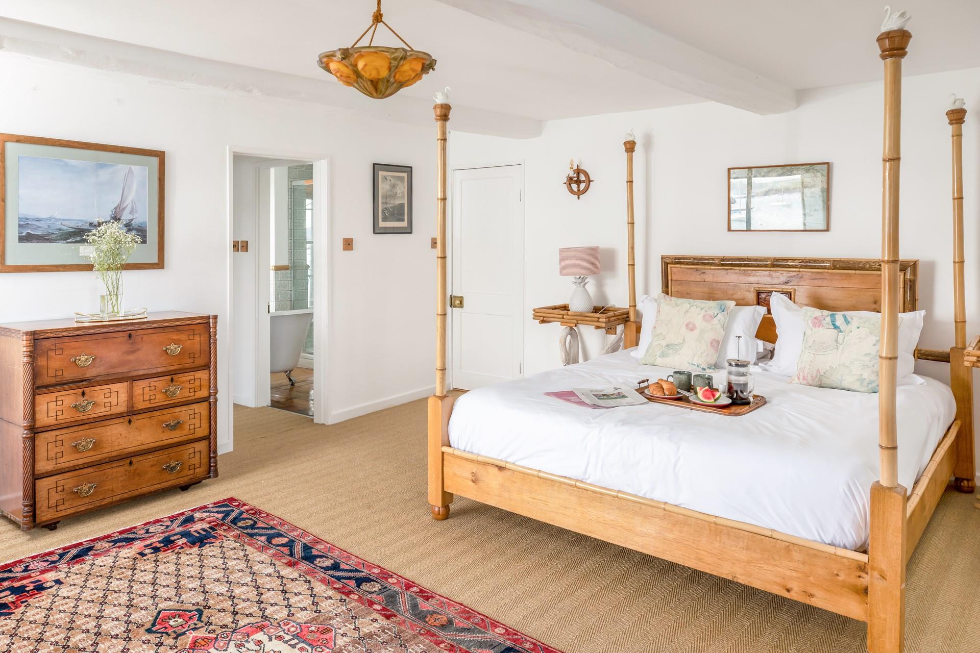 Can you spot the swans in bedroom 1?