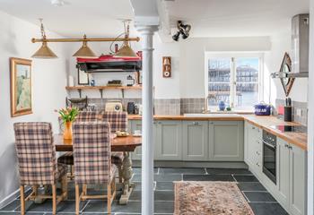 The kitchen is ideal for preparing a hearty breakfast in the morning.