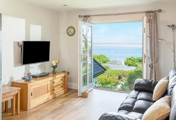 Open the doors and enjoy stunning views of St Ives Bay!