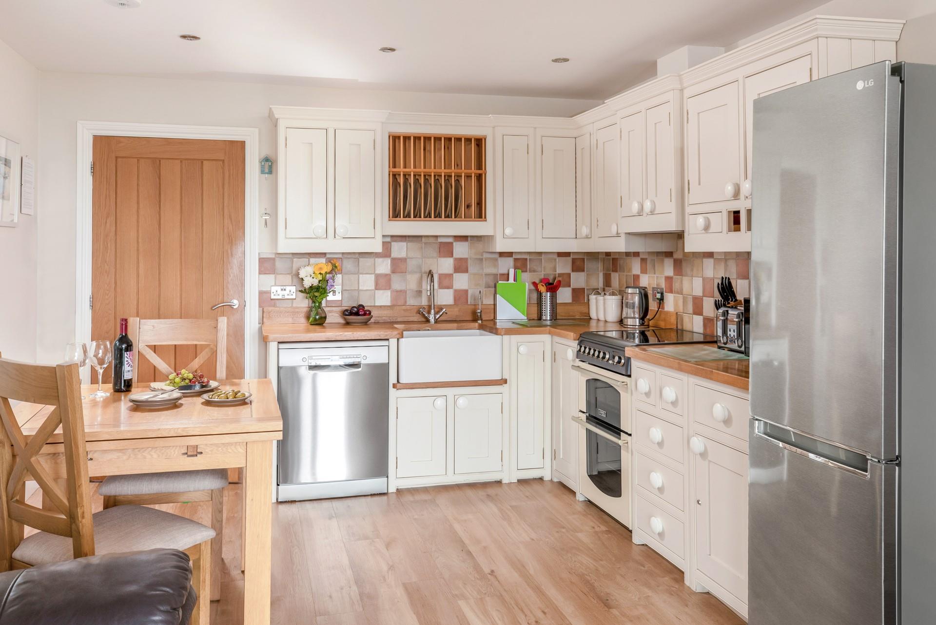 The kitchen is well equipped for rustling up delicious meals.