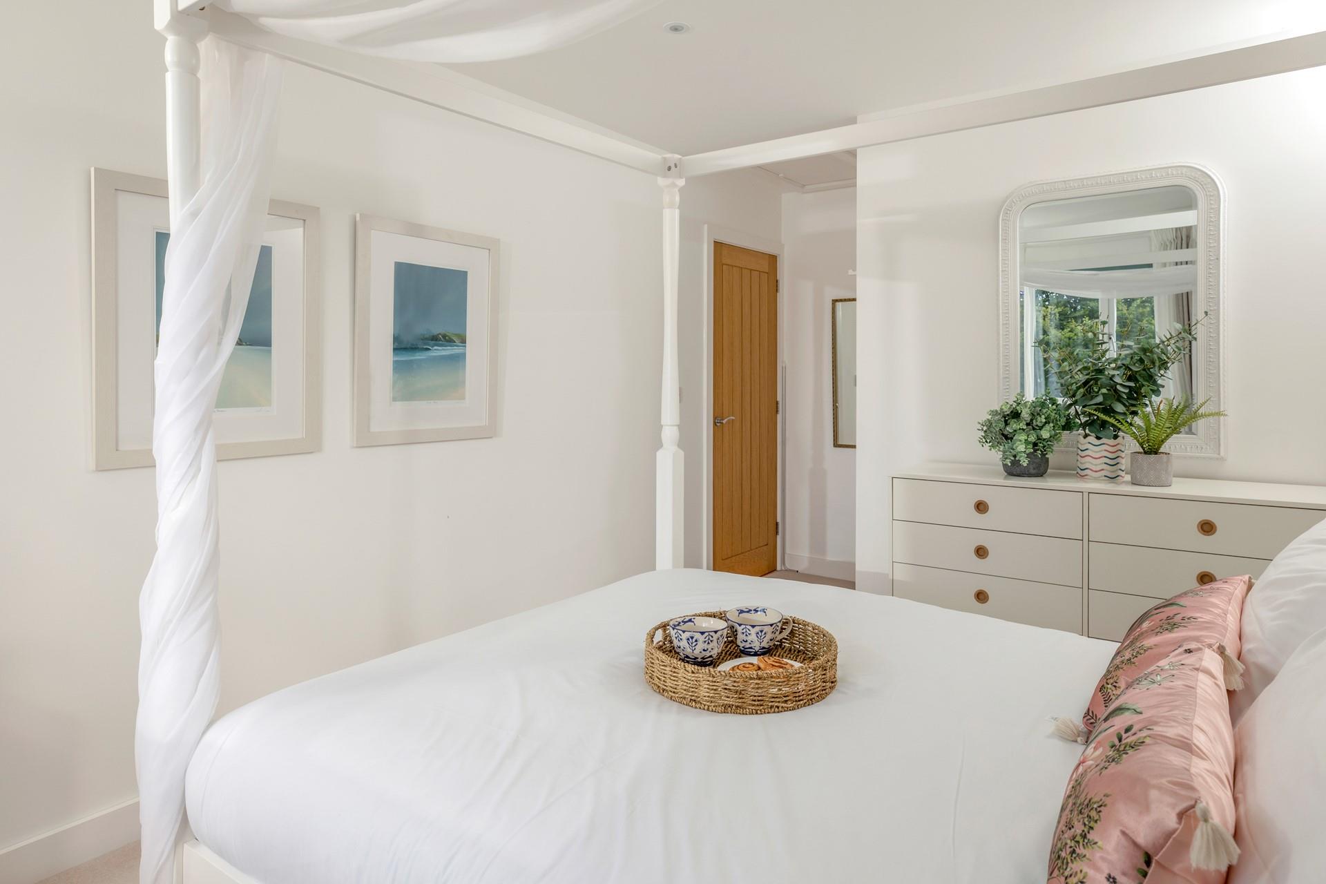 Enjoy your first cuppa of the day in bed whilst you decide on the day's plans.