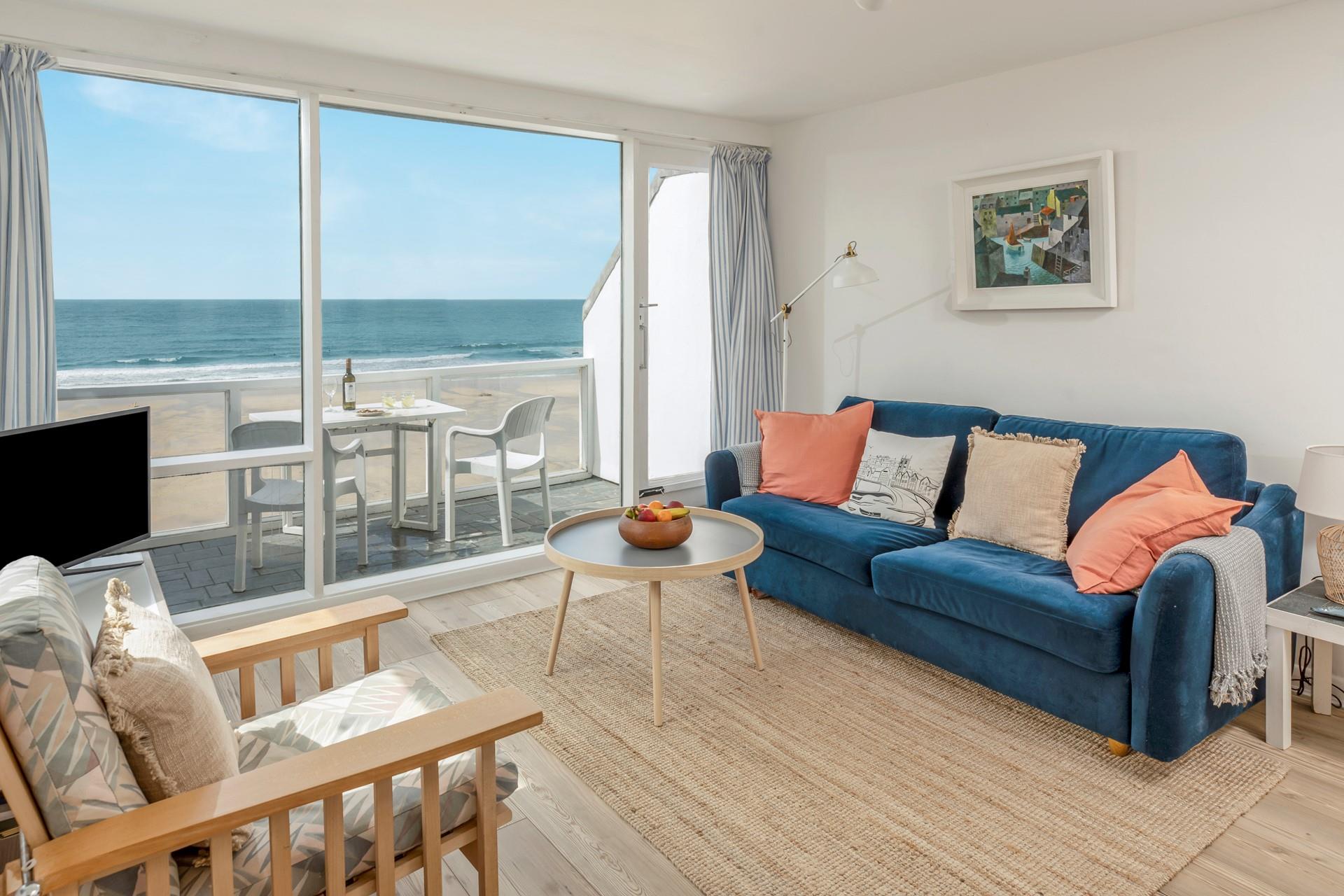 Step out onto the balcony and enjoy the view of Porthmeor.