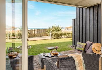 29 The Dunes is located just steps from Perranporth's vast sandy beach.