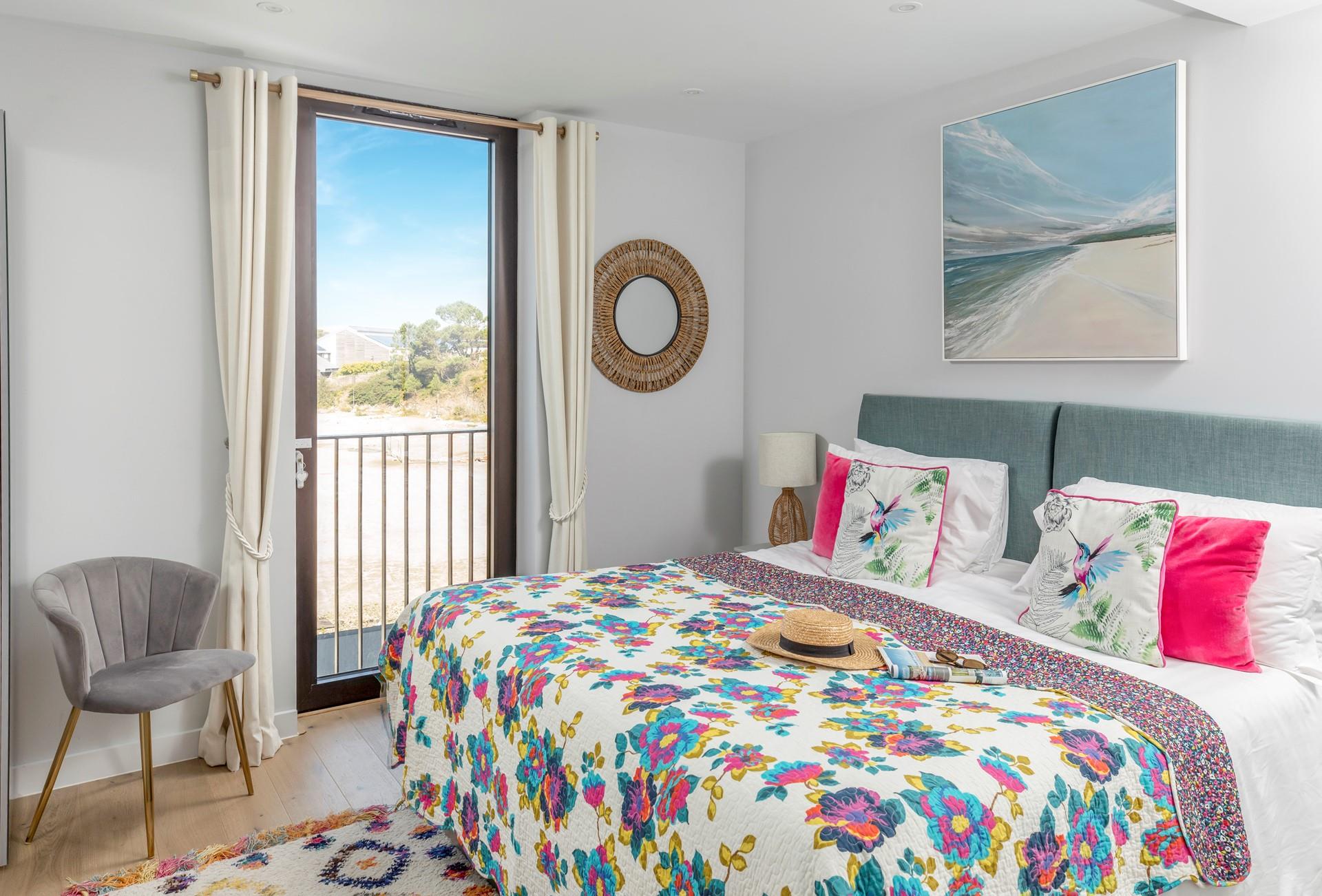 Zip and link beds are ideal for flexible sleeping arrangements.