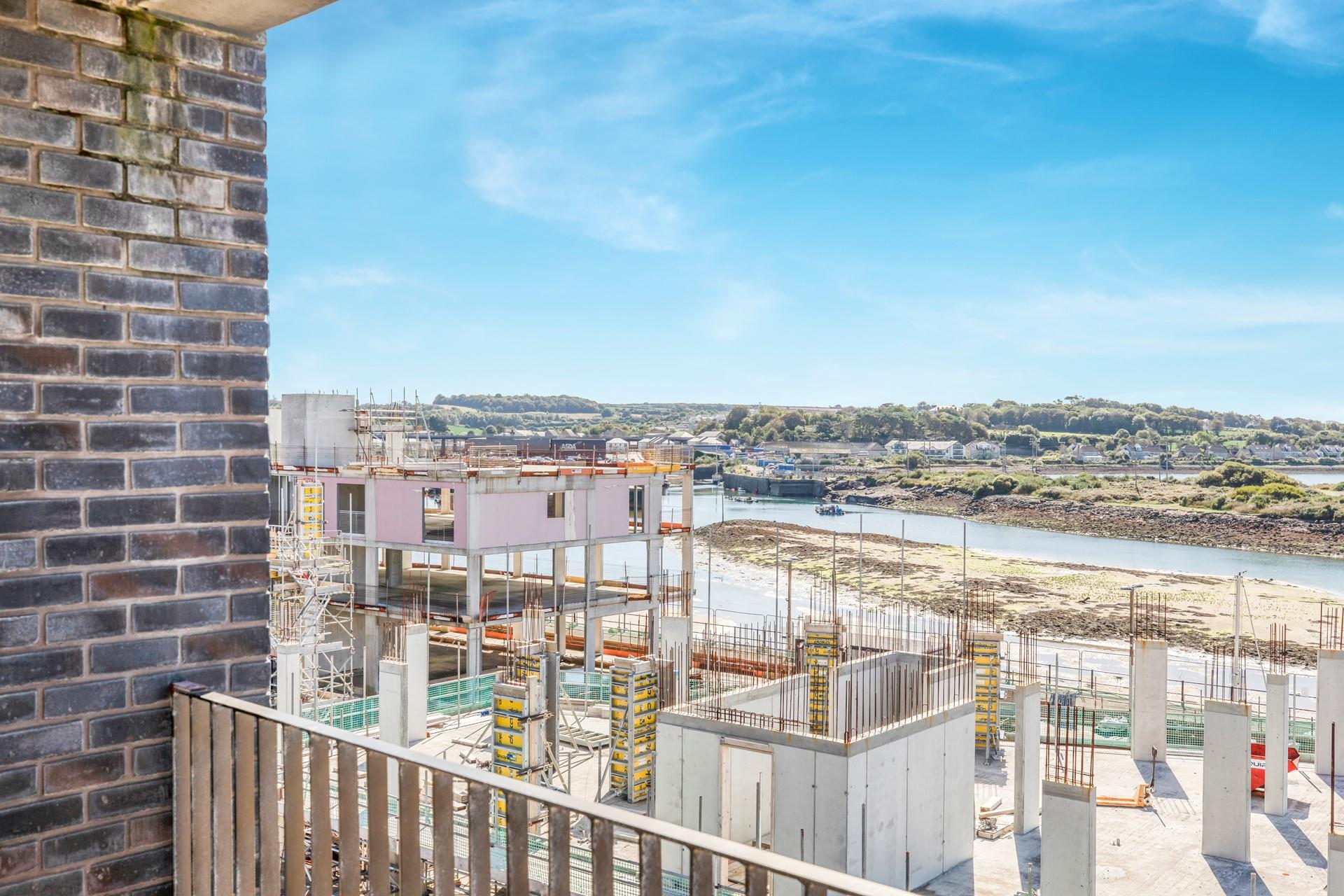 The views look across Hayle estuary, home to an array of seabirds!