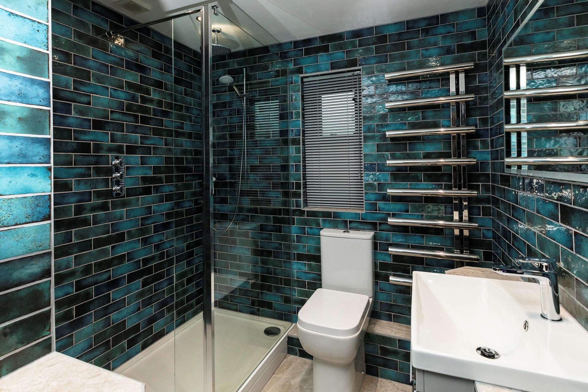 Start each day with a rejuvenating rainfall shower.