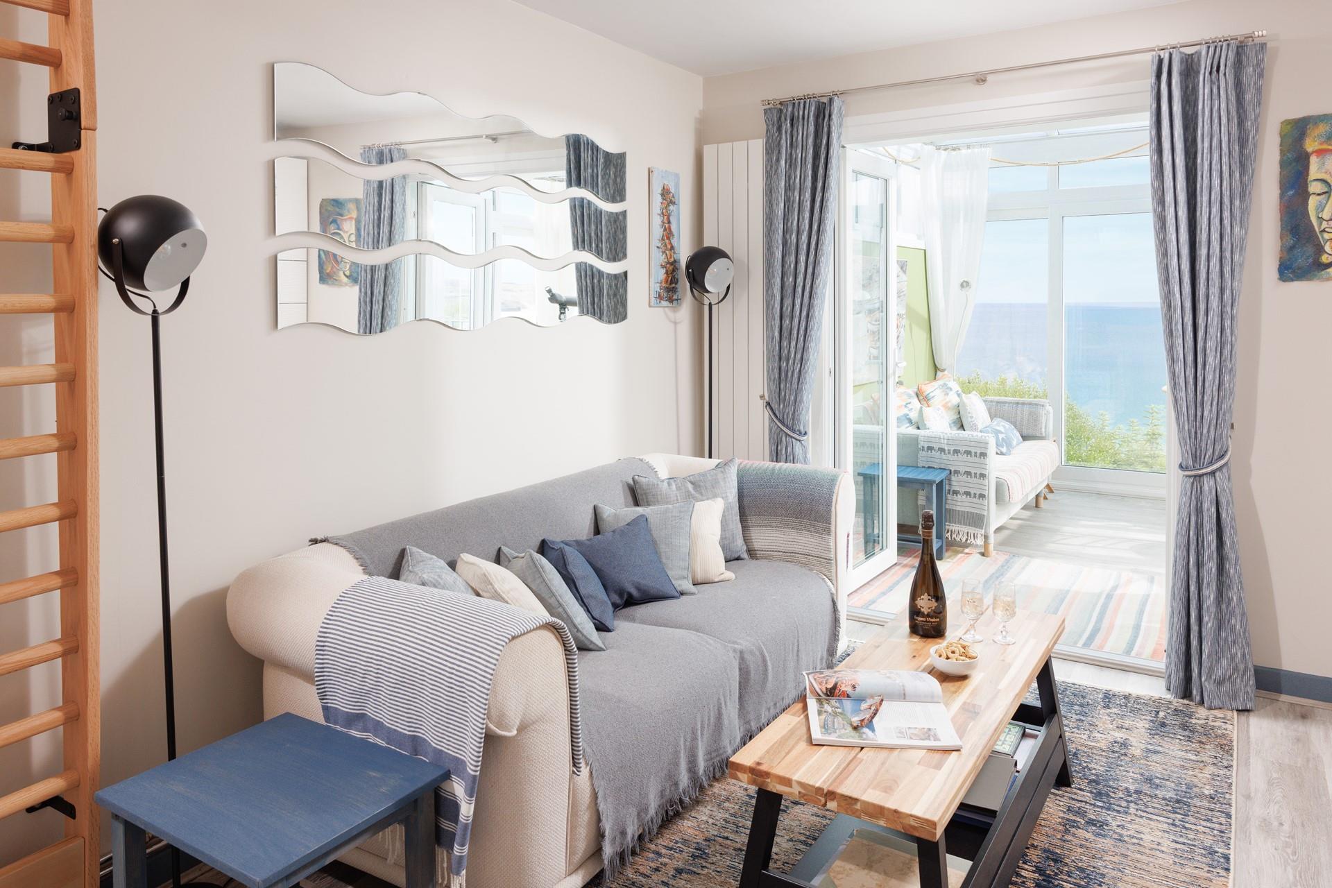 Find yourself immersed in coastal living at this stylish retreat.