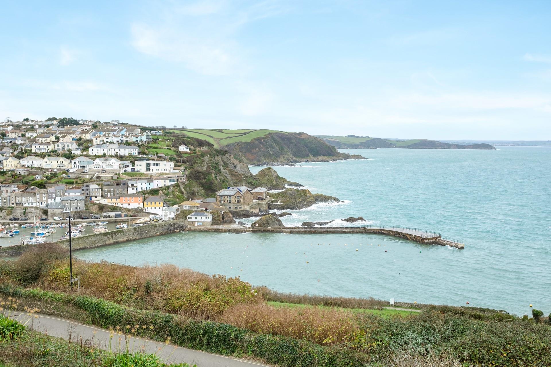 Find yourself moments from the picturesque harbour.