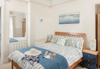 After exploring the nearby coastal paths, you'll sleep well in the comfortable double bed.