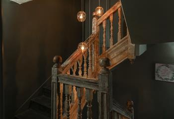 The name The Crooked Townhouse comes from the original crooked staircase worn over the centuries. Mind your step!