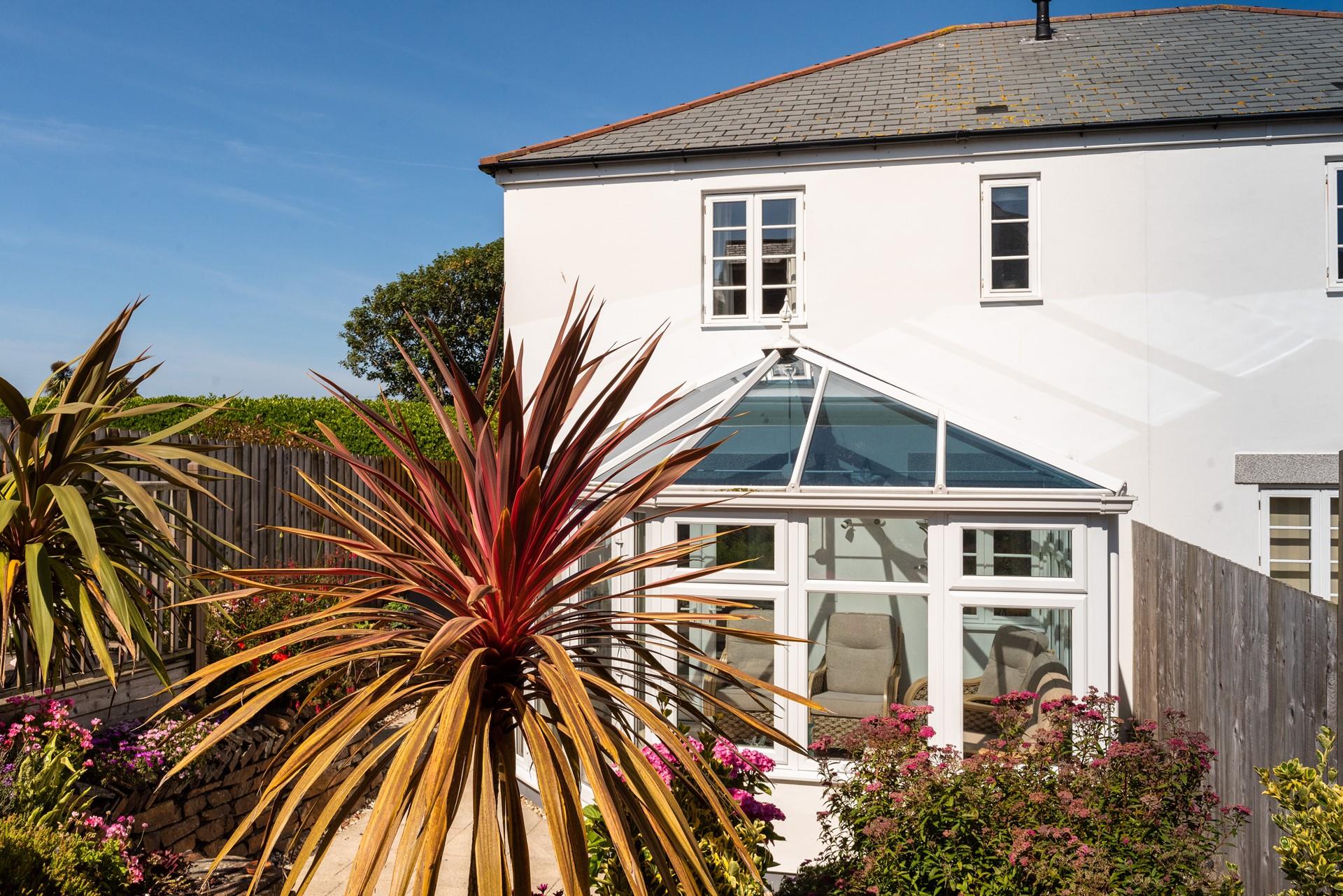 Allocated parking means you can explore any corner of Cornwall!