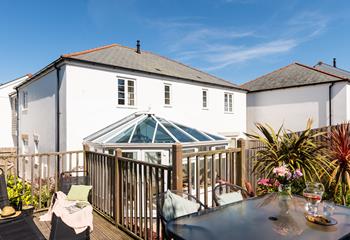 Sunbathe on the decking area with a cold G&T in hand.