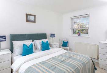 Seaside blues await in the bedroom!