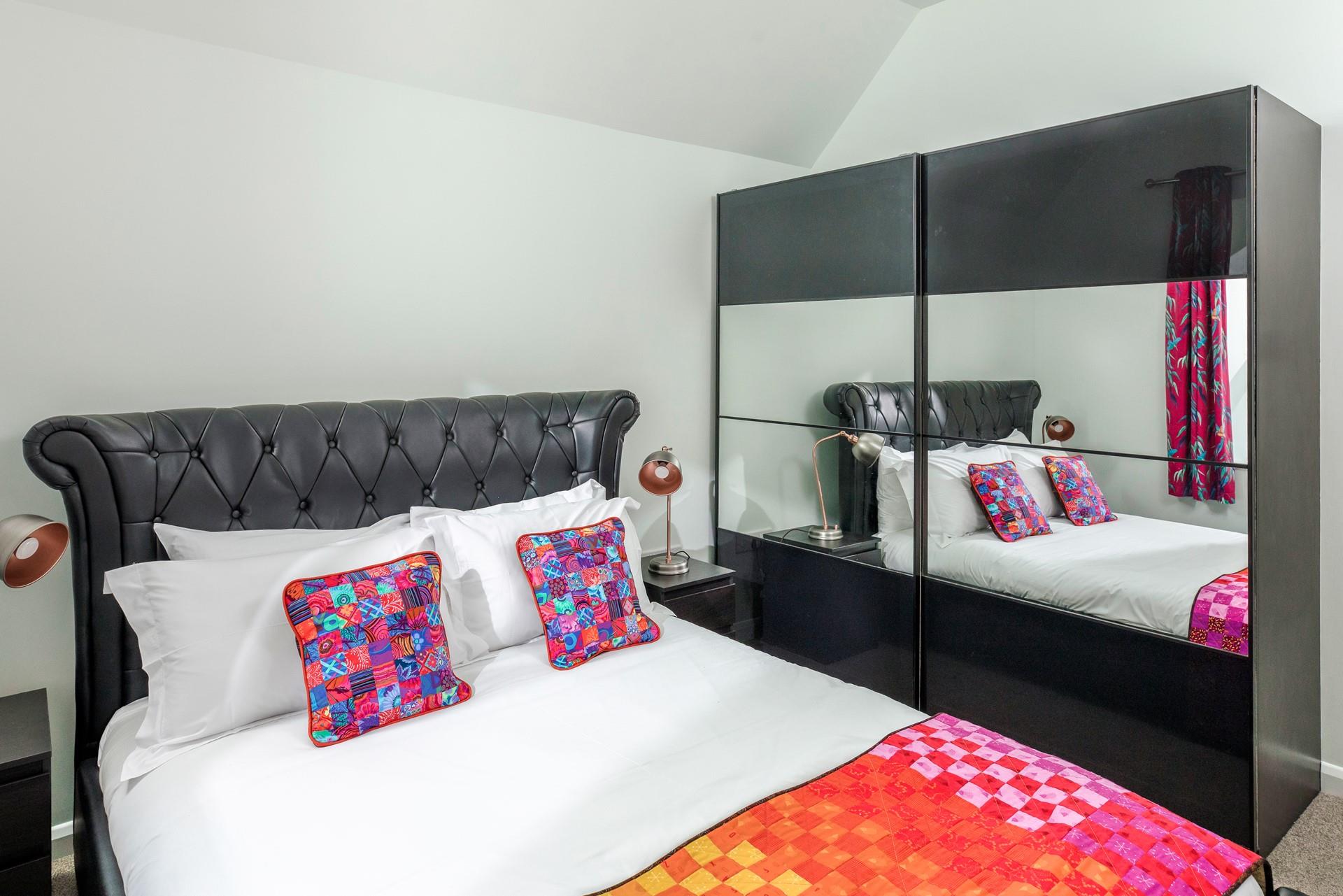 The king bedroom has plenty of storage space.